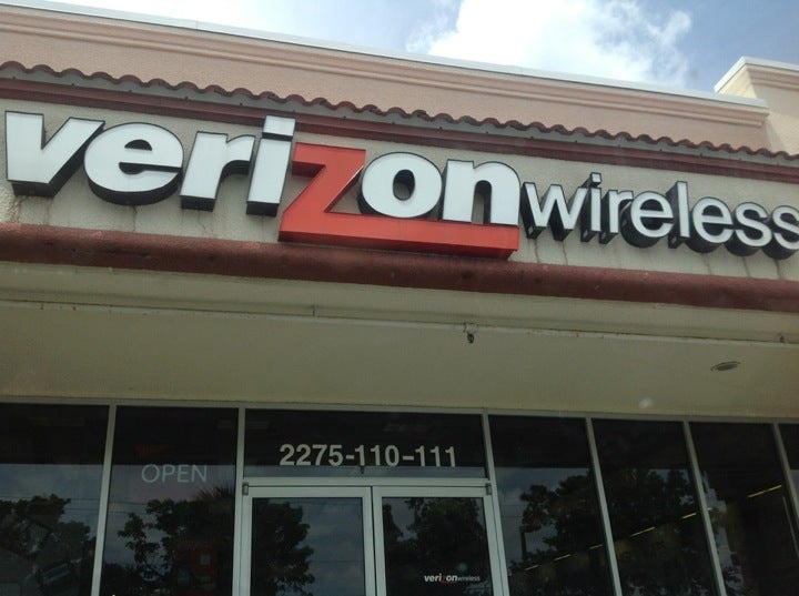 Verizon, 2259 Pine Ridge Rd, Naples, FL MapQuest