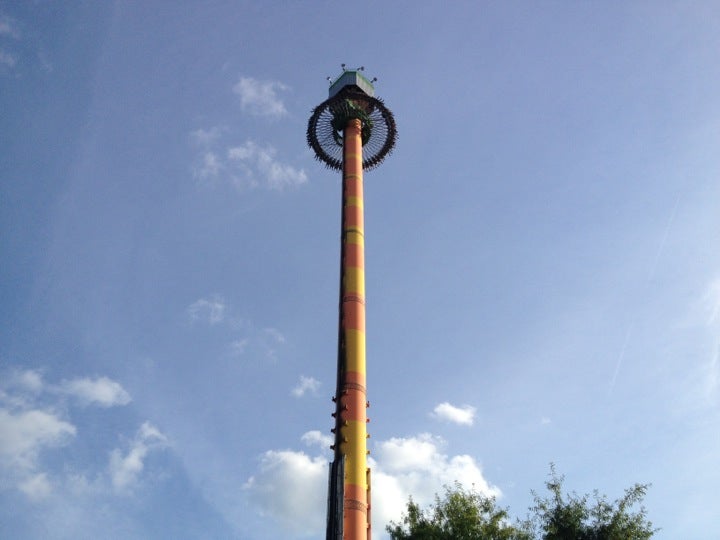 Drop Tower at Kings Dominion, 16000 Theme Park Way, Doswell, VA ...