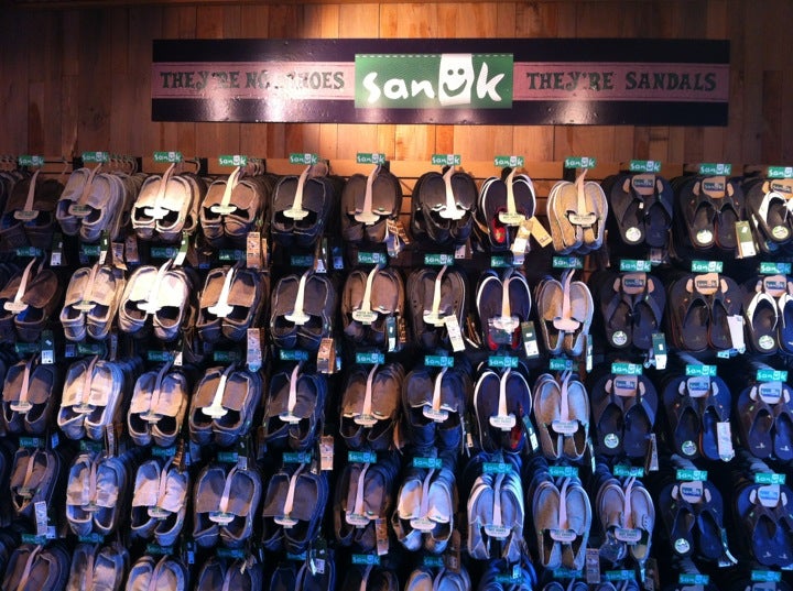 Sanuk outlet store hot sale near me