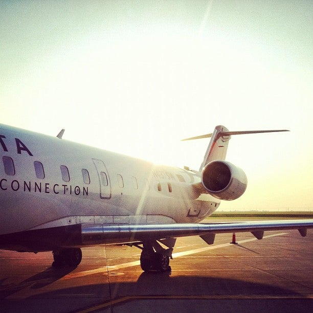 Central Il Regional Airport at BloomingtonNormal (BMI), 3201 Cira Dr