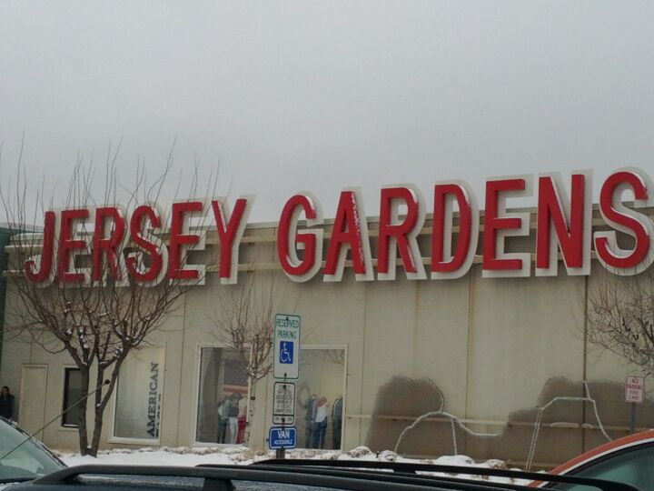Center Map of The Mills at Jersey Gardens® - A Shopping Center In