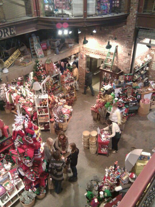 General Store of 14401 Highway 7, MN, Eating