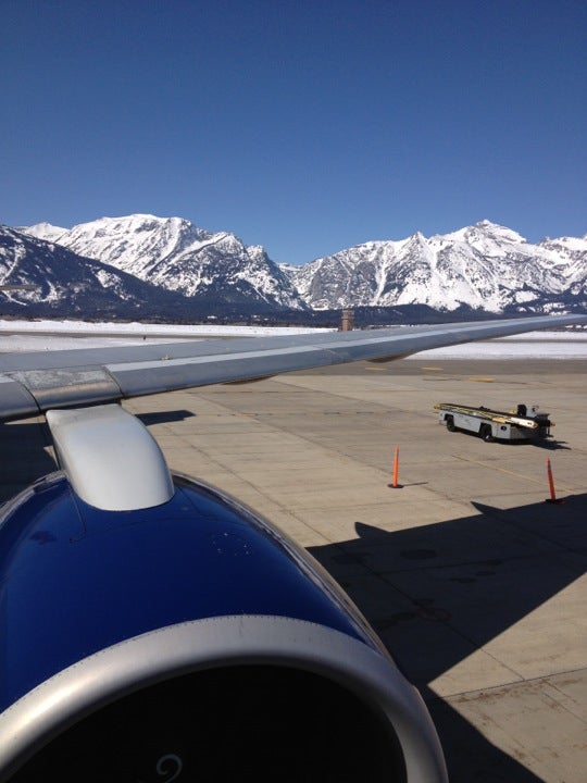 Jackson Hole Airport (JAC), 1250 E Airport Rd, PO Box 159, Jackson, WY, Electric Charging