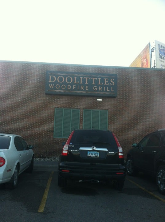 Doolittles Woodfire Grill – Discover St. Louis Park