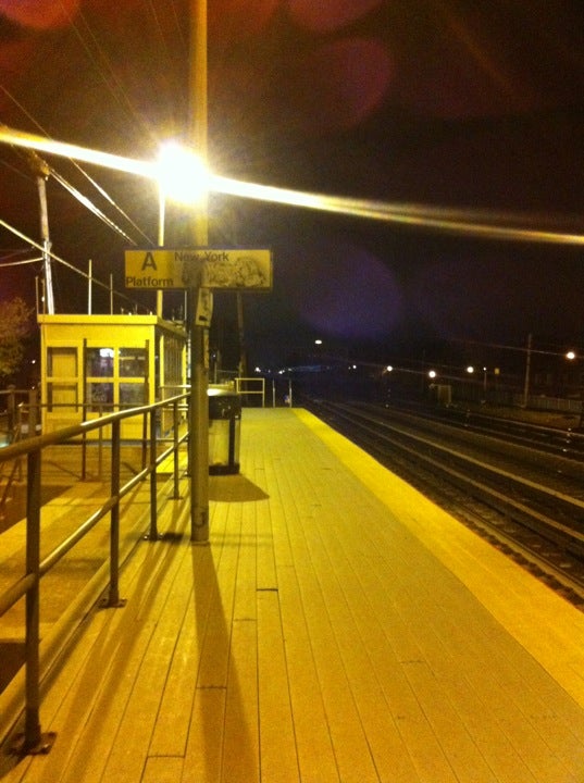 Hollis Station, 193RD St, Hollis, NY, Commuter Rail Stations MapQuest