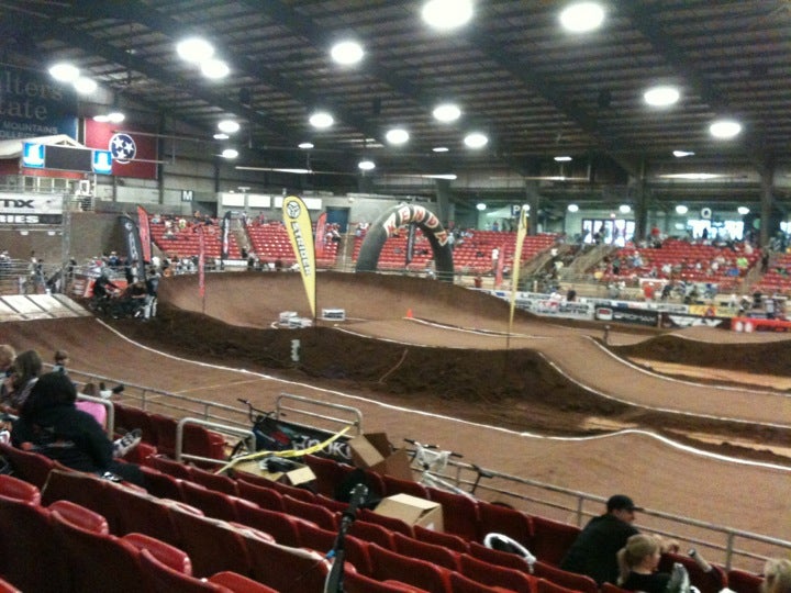 Great Smoky Mountains Expo Center, 1615 Pavilion Dr, White Pine, TN