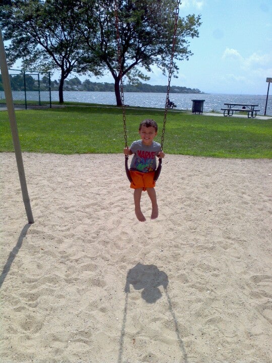 Riverside, RI Map & Directions MapQuest