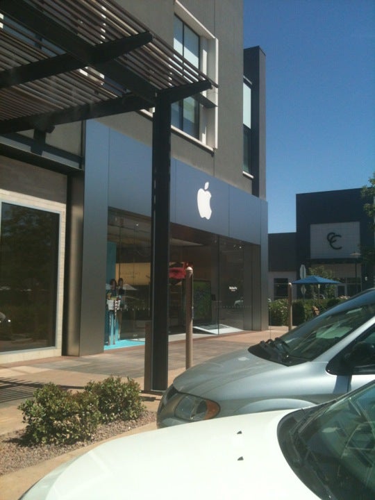 SanTan Village - Apple Store - Apple