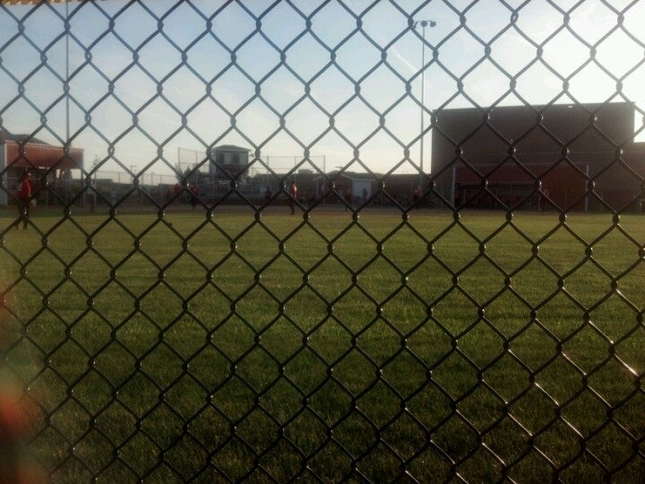 Aplington Parkersburg High School, 610 N Johnson St, Parkersburg, IA