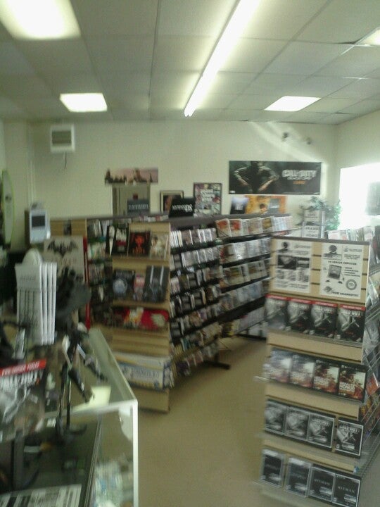 Plug N Play Store, 2605 Kutztown Rd, Reading, PA, Electronic Retailing