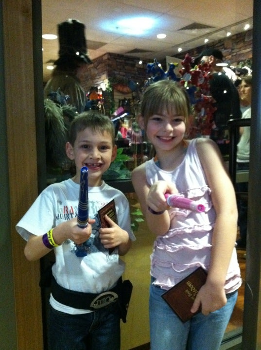 Scooops Kid Spa at Great Wolf Lodge, 20500 Old Highway 99 SW, Centralia