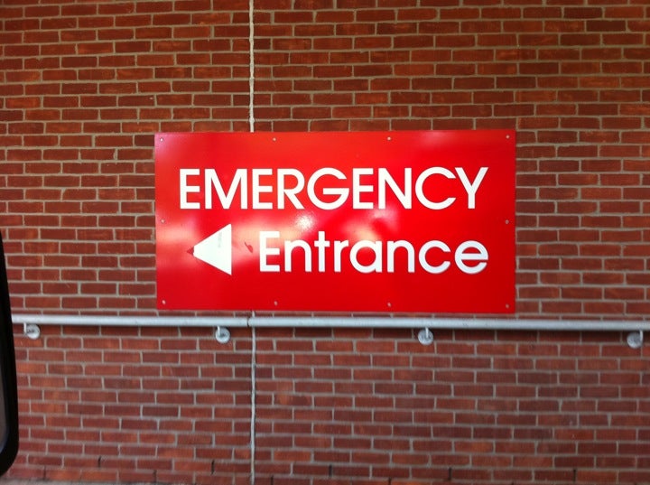 OakvilleTrafalgar Memorial Hospital, 327 Reynolds St, Oakville, ON