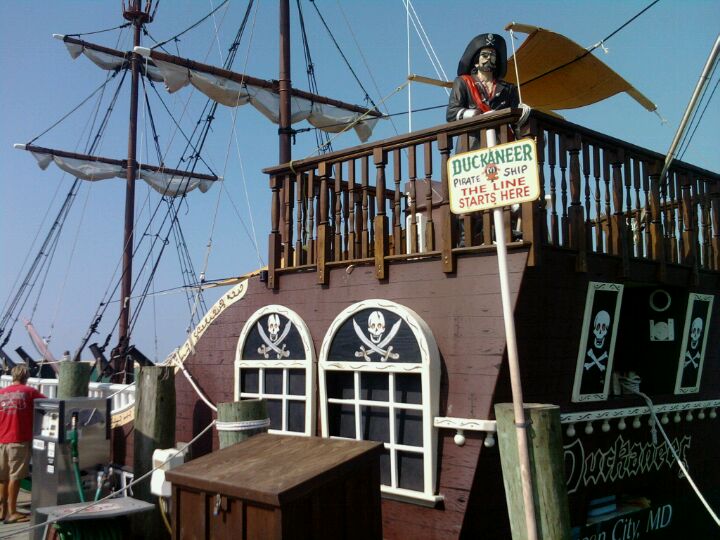 The Duckaneer Pirate Ship