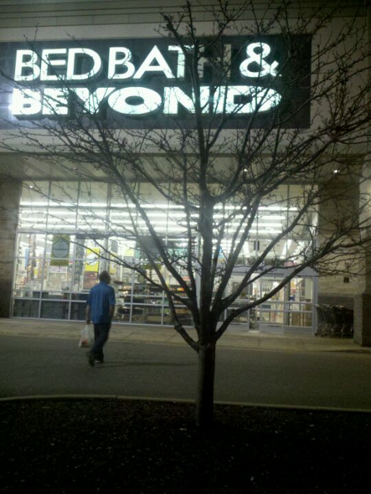 Bed Bath & Beyond, 91 Silhavy Rd, Ste 121, Valparaiso, IN, Furniture