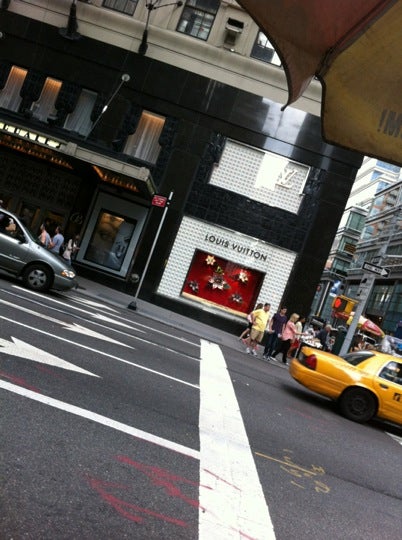 Louis Vuitton New York Bloomingdale's Men's