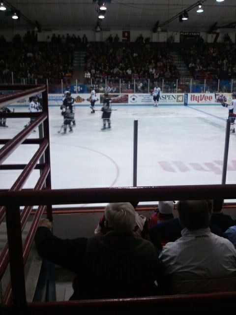 Buccaneer Arena, 7201 Hickman Rd, Urbandale, Iowa, Skating Rinks