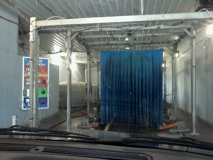 Fast Eddie's Oil Change & Lube, 623 Sagamore Pkwy N, Lafayette, IN, Car