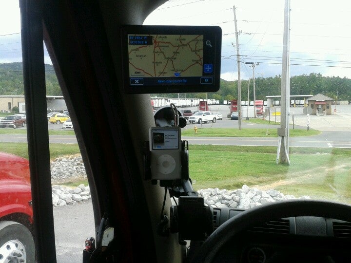 US Xpress Inc, 1535 New Hope Church Rd, Tunnel Hill, GA, Moving