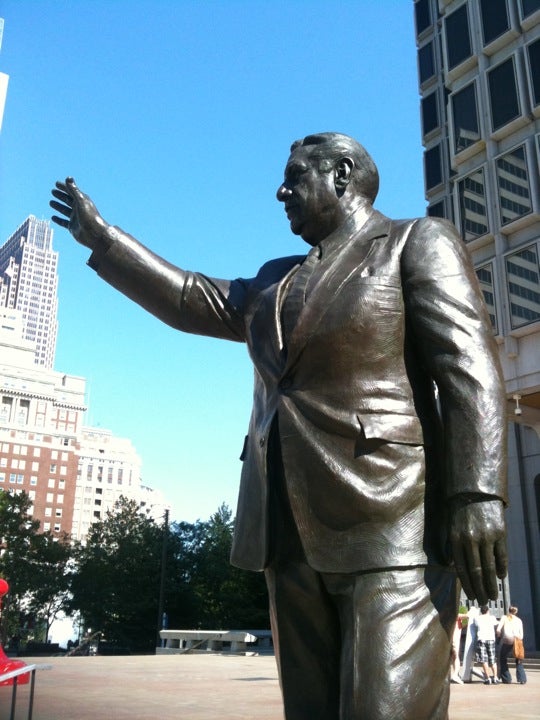 Frank L. Rizzo Monument, N 15th St, Philadelphia, PA, Entertainment ...