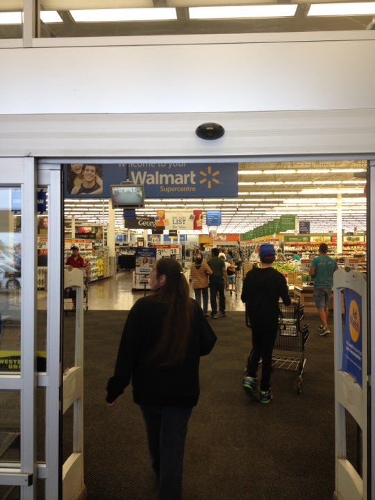 Walmart At 163rd Street Mall