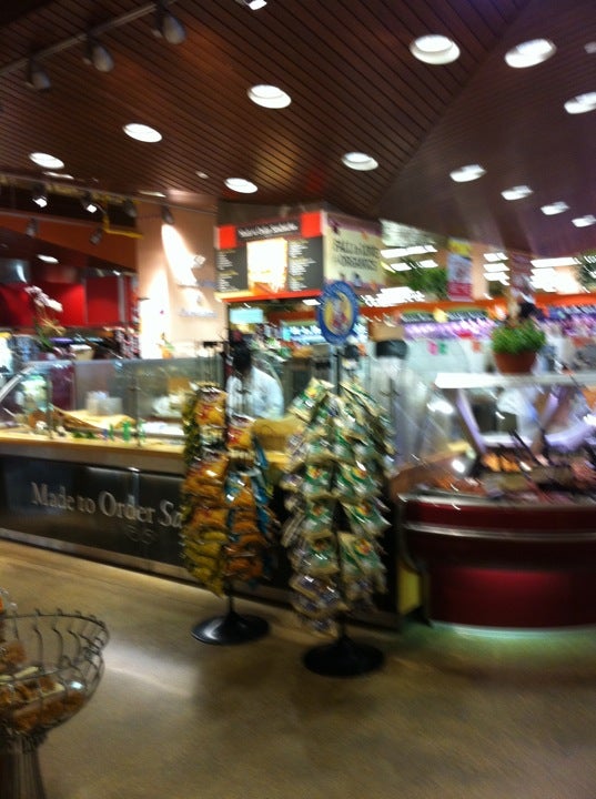 WHOLE FOODS MARKET, Coral Gables - Restaurant Reviews, Photos