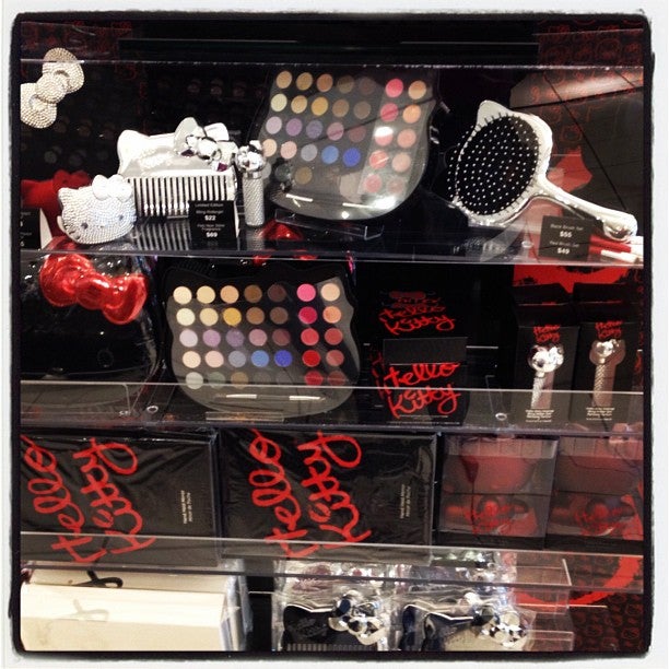 SEPHORA, 1200 Morris Tpke, Short Hills, NJ, Gifts Specialty - MapQuest