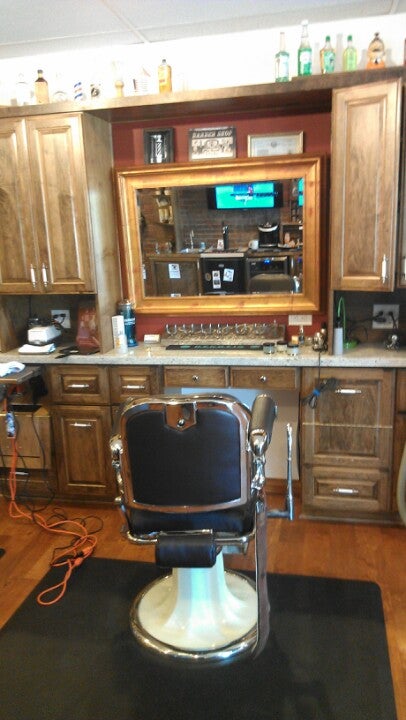 LATINO'S BARBER SHOP - 21 Photos & 50 Reviews - 1801 E Thousand Oaks Blvd,  Thousand Oaks, California - Barbers - Phone Number - Yelp