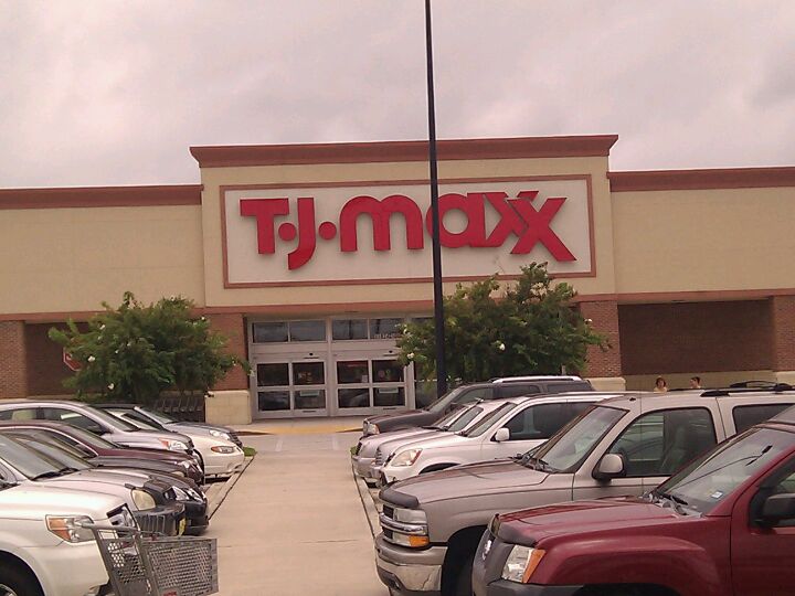 T.J. Maxx, 11111-16 San Jose Blvd, River Place Shopping, Jacksonville, FL,  Department Stores - MapQuest