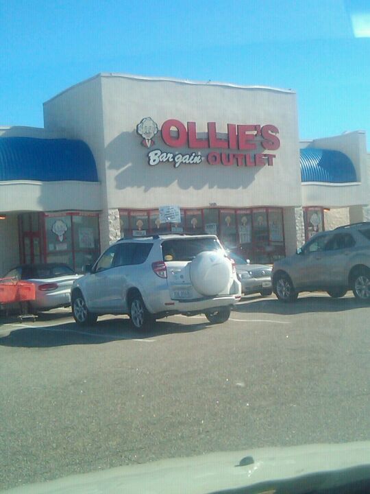 Ollie's Bargain Outlet, 5957 E Virginia Beach Blvd, Norfolk, VA