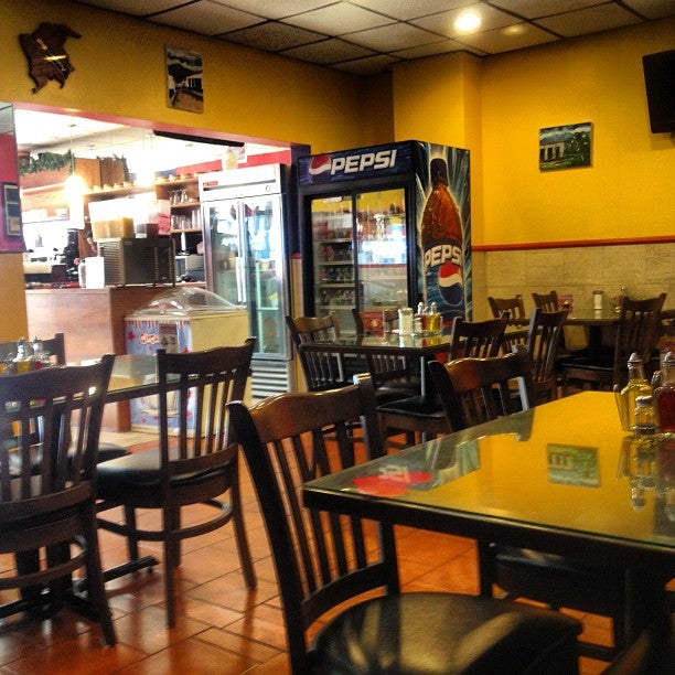 El Carretero Restaurante Panaderia, 449 Central Ave, Jersey City, NJ