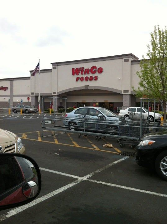 WinCo Foods, 2101 NE Andresen Rd, Vancouver, WA, Grocery Stores - MapQuest