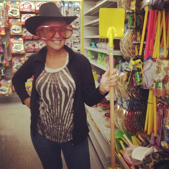 cowboy hat dollarama