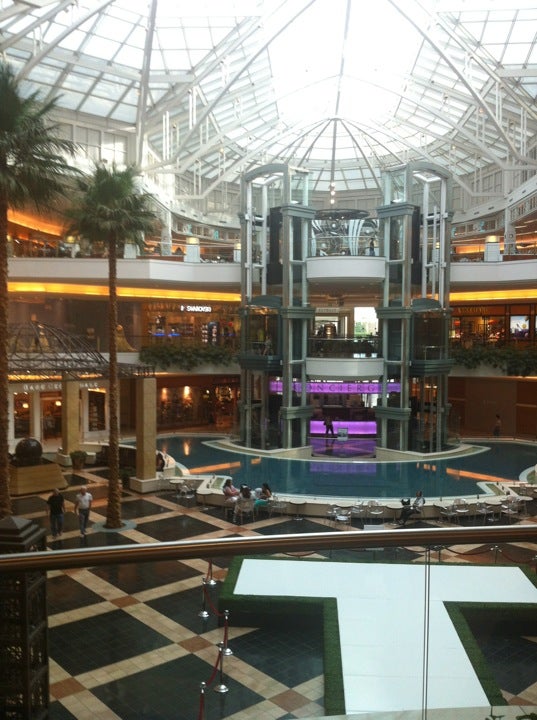 somerset mall inside