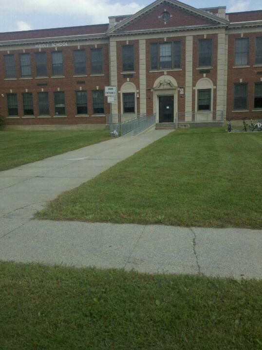 Oliver W Winch Middle School, 99 Hudson St, South Glens Falls, NY