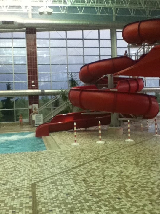 Romulus Athletic Center, 35765 Northline Rd, Romulus, MI, Health Clubs