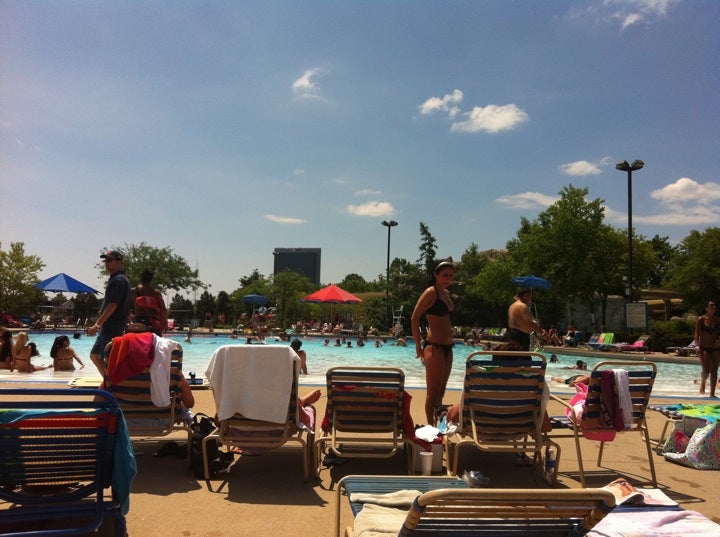 Troy Family Aquatic Center, 3425 Civic Center Dr, Troy, Michigan, Parks