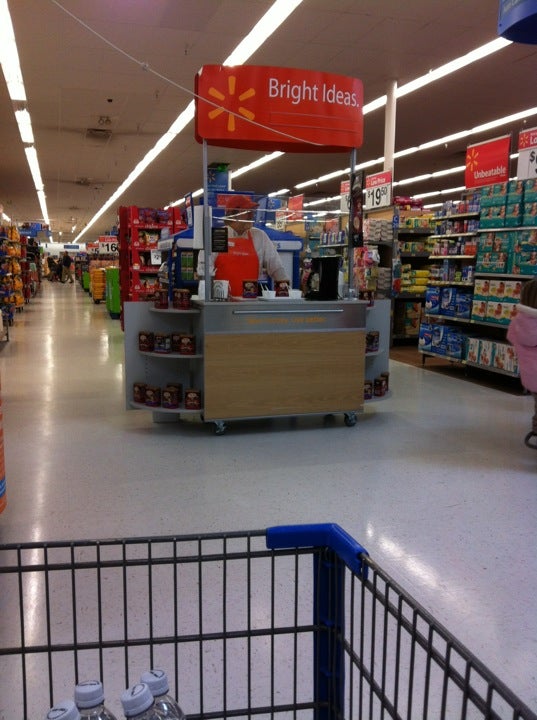 Walmart Supercenter, 2950 New Pinery Rd, Portage, WI, Department Stores