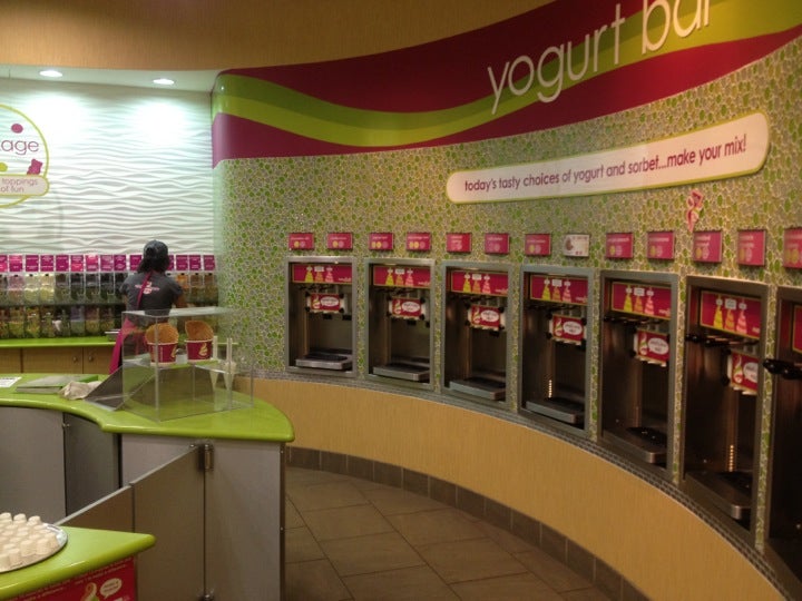 Menchie's Frozen Yogurt, 4711 Hope Valley Rd, Durham, NC, Restaurants