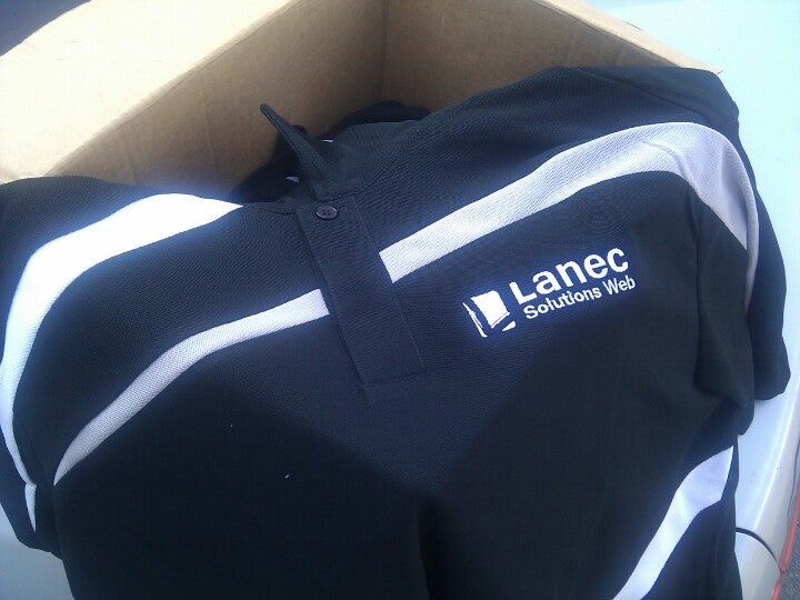 Uniformes Bdi Broderie Design, 135 Boulevard de la Commune, Trois