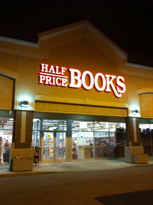 Half Price Books - Algonquin, IL