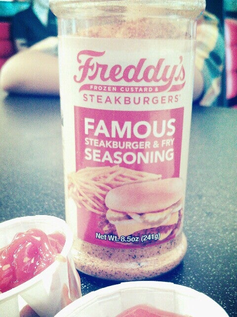  Freddy's Frozen Custard & Steakburgers, Freddy's Famous Steakburger  & Fry Seasoning