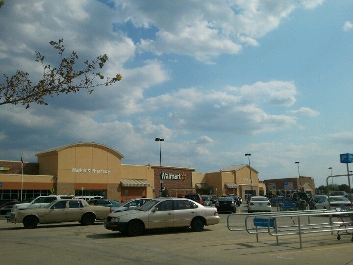 Walmart Supercenter, 10300 E State Route 350, Raytown, MO, Garden Centers MapQuest