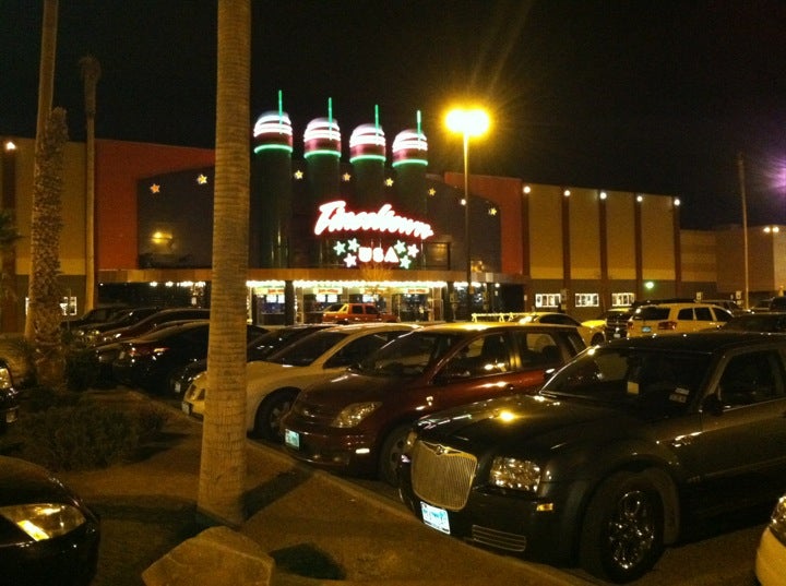 Cinemark Tinseltown Las Palmas XD and ScreenX, 11855 Gateway Blvd. West