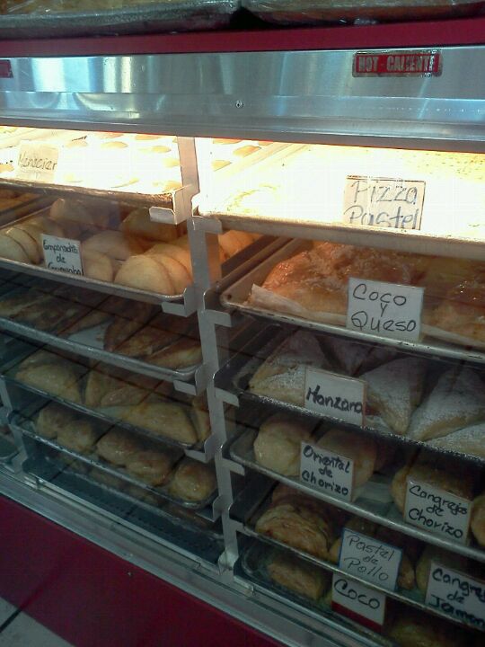 La Nueva Fe Bakery, 2975 W 4th Ave, Hialeah, Florida, Gifts Specialty