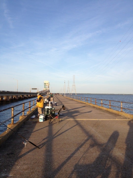 James river store fishing pier