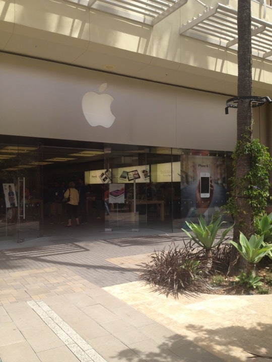 Visiting Every Store #3 - Fashion Valley San Diego : r/applestore