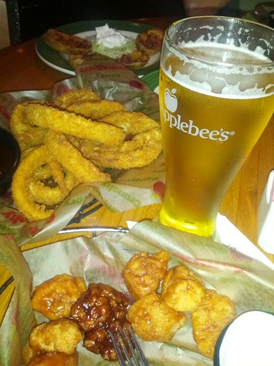 Applebee's Grill + Bar, 5316 Central Avenue Pike, Suite MERCHANTSLANE