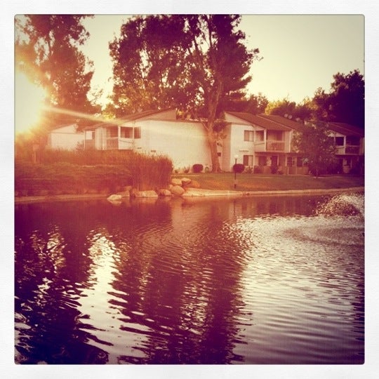 Lakeshore Condos, 24600 Golfview Dr, Valencia, CA, Residential