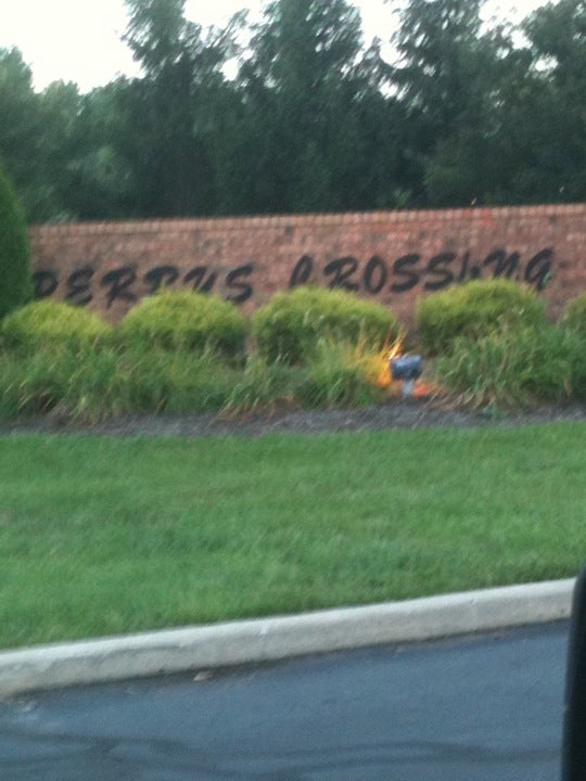 Perrys Crossing Apartment Homes, 1000 Valley Bluff Dr, Perrysburg, OH