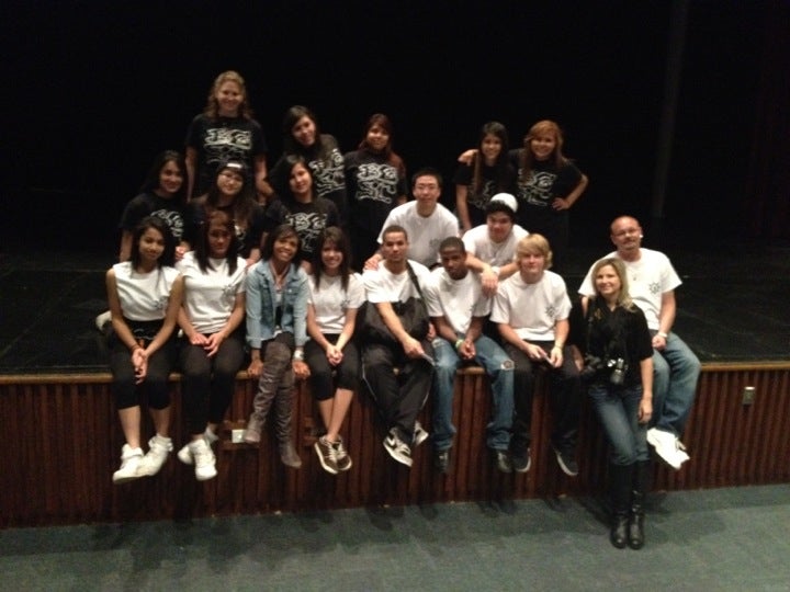 Buffalo Grove High School, 1100 W Dundee Rd, Buffalo Grove, Illinois